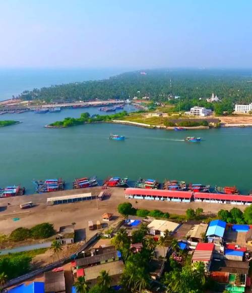 Neendakara Harbour